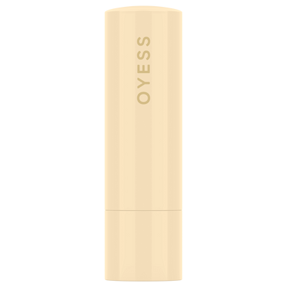 Abbildung des Lippenpflegestiftes ohne Verpackung - ein creme-beiger Zylinder mit der Aufschrift OYESS